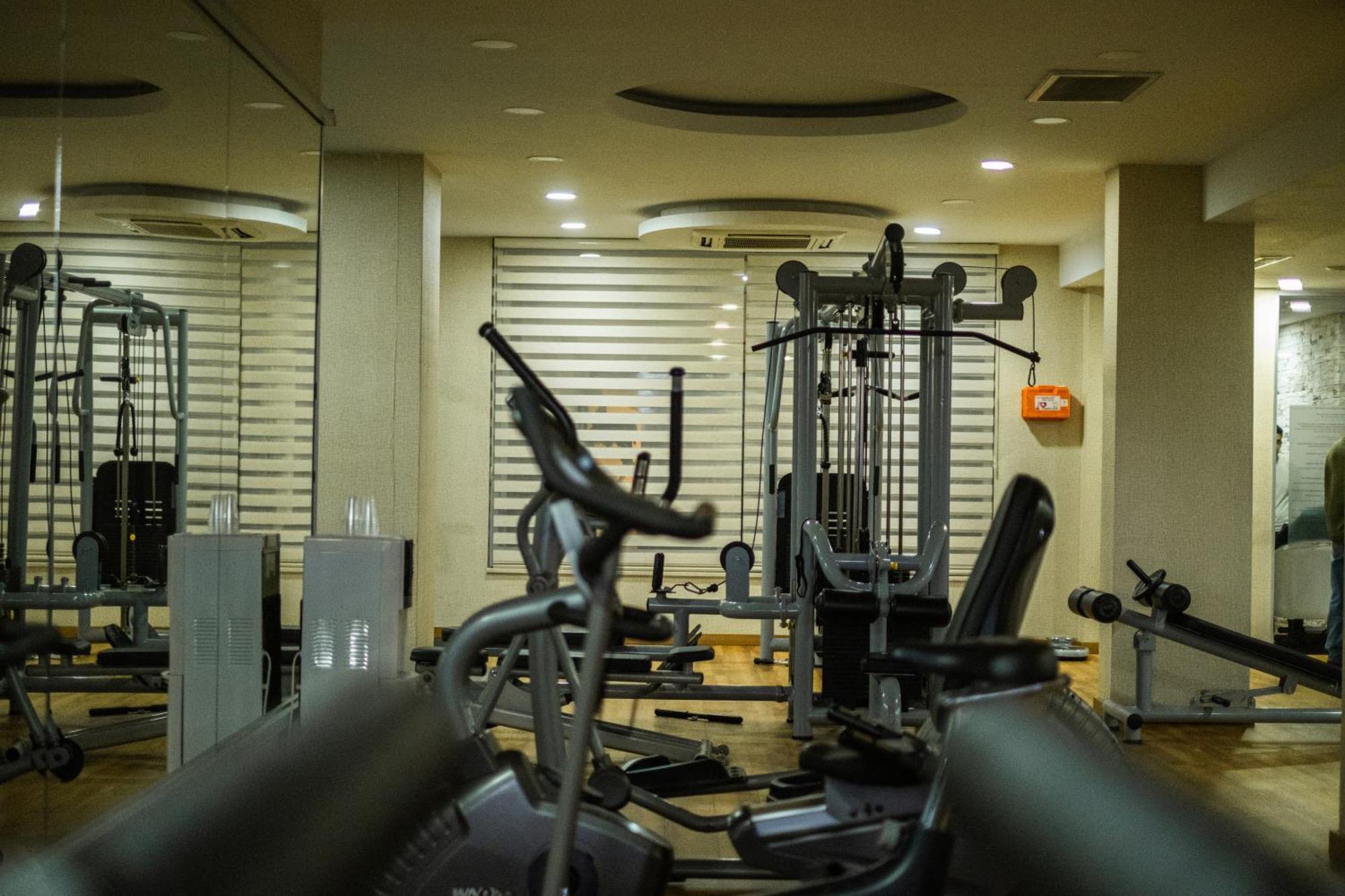 ילובה Elegance Resort Hotel & Spa Wellness-Aqua מראה חיצוני תמונה