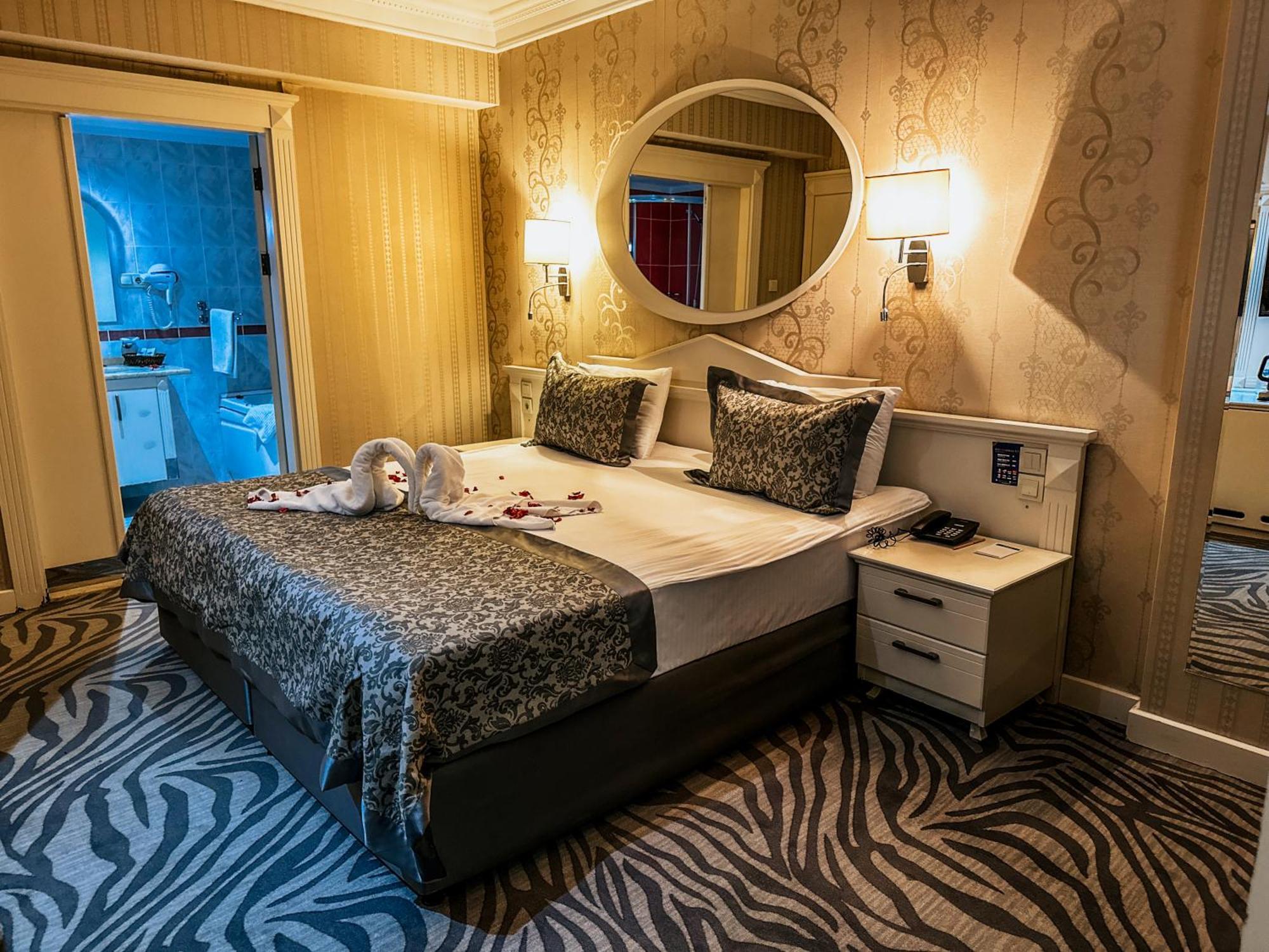 ילובה Elegance Resort Hotel & Spa Wellness-Aqua מראה חיצוני תמונה