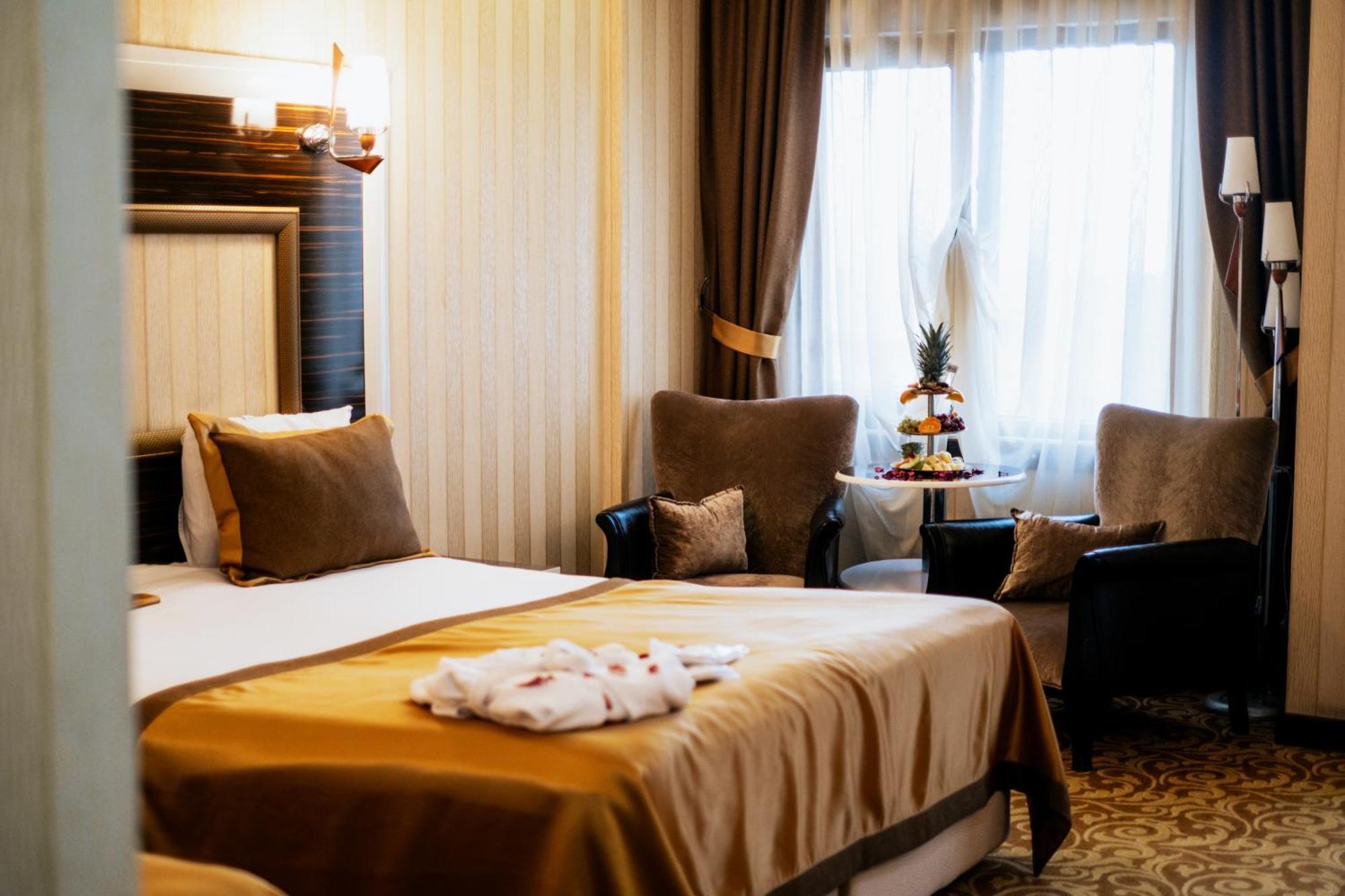 ילובה Elegance Resort Hotel & Spa Wellness-Aqua מראה חיצוני תמונה